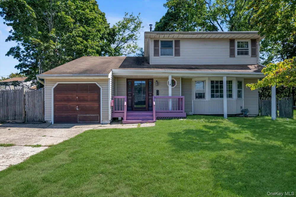 136 Broadway Greenlawn, NY 11740