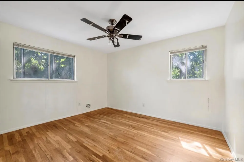 136 Broadway Greenlawn, NY 11740
