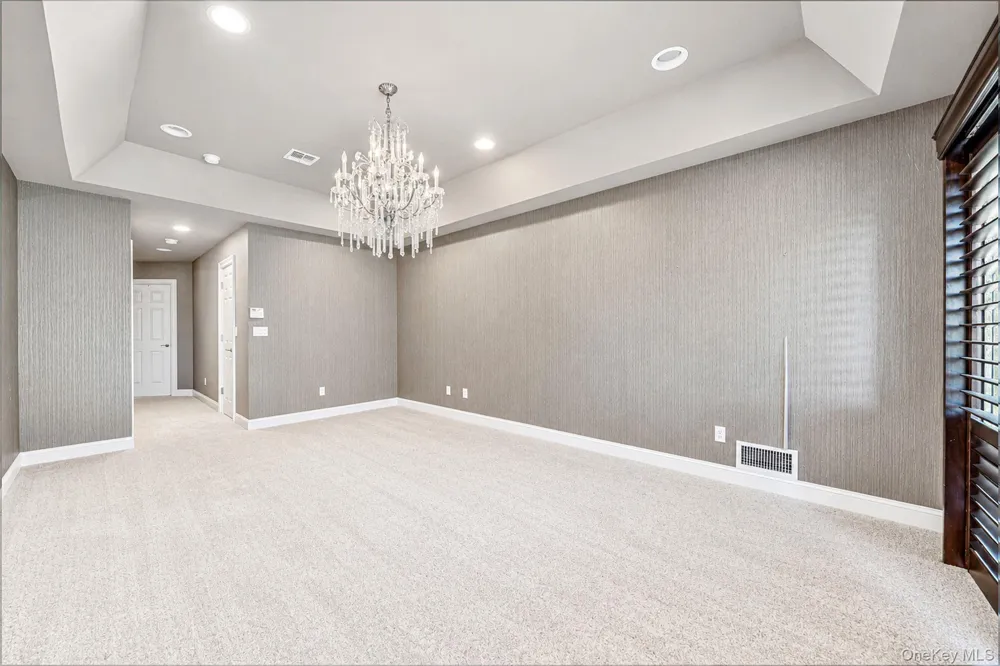 6 Hamlet Drive Commack, NY 11725