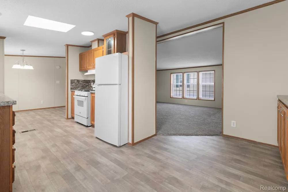 15828 Croatia Drive Clinton Charter Township, MI 48038