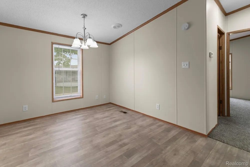 15828 Croatia Drive Clinton Charter Township, MI 48038