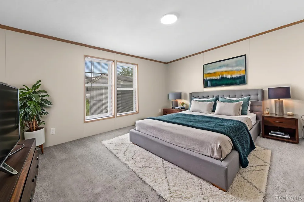 15828 Croatia Drive Clinton Charter Township, MI 48038