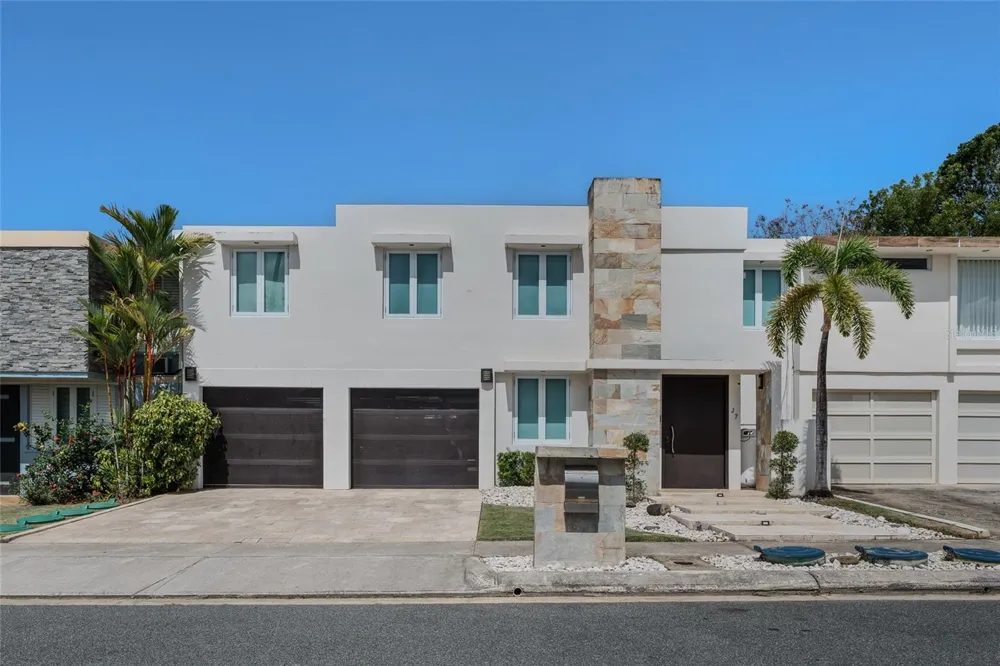 1 Street PRADO ALTO #J-7 Guaynabo, PR 00966