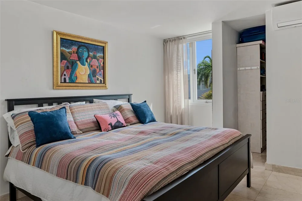 1 Street PRADO ALTO #J-7 Guaynabo, PR 00966