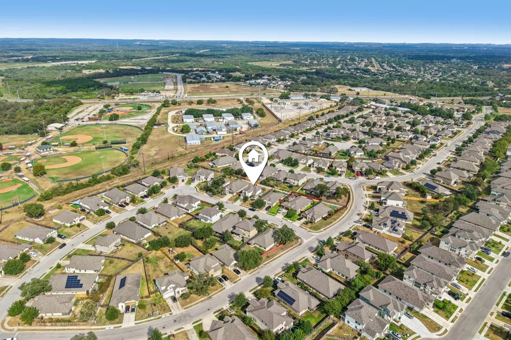 1912 Bobbywoods Lane Manchaca, TX 78652