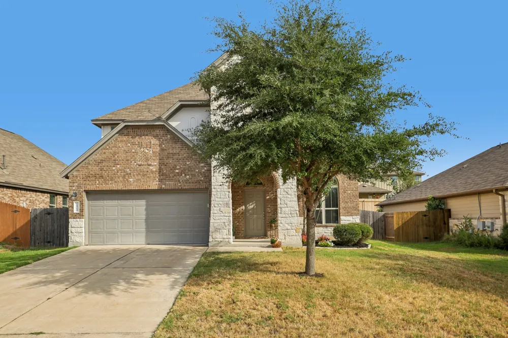 1912 Bobbywoods Lane Manchaca, TX 78652
