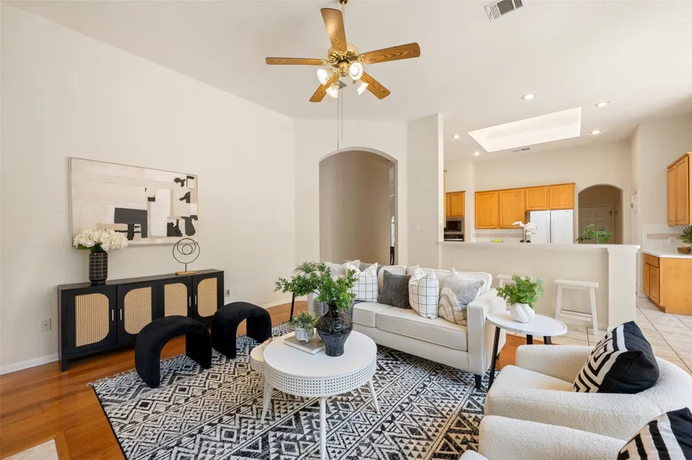 5721 Trelawney Lane Austin, TX 78739