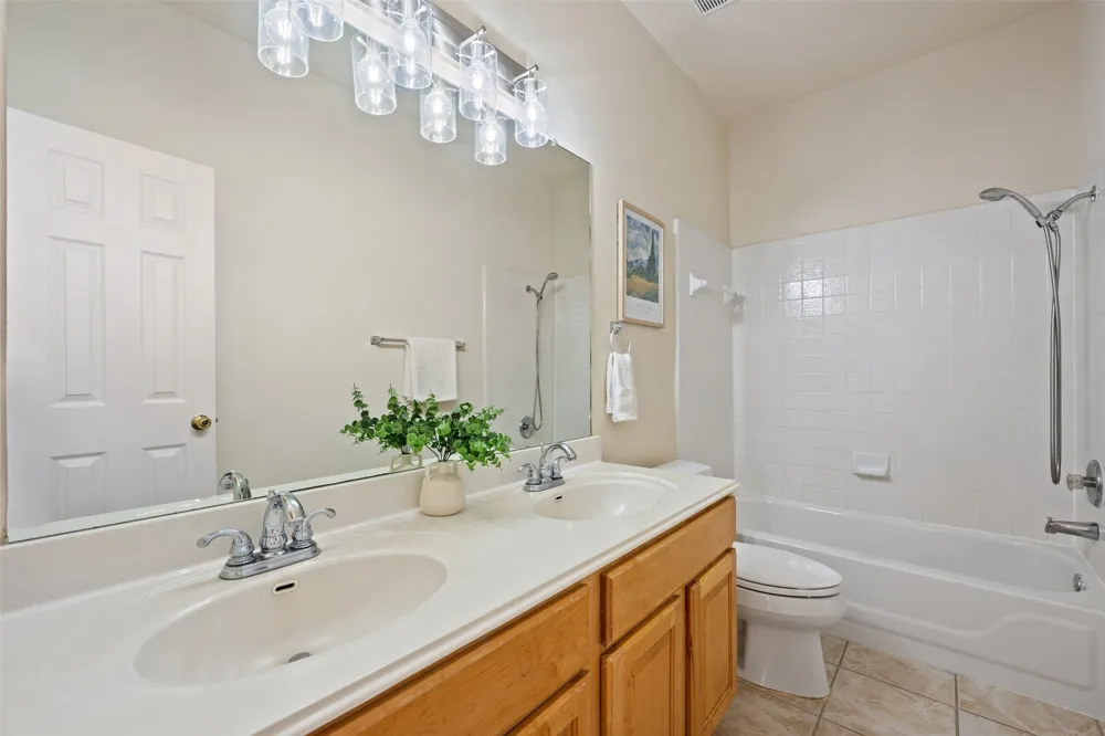 5721 Trelawney Lane Austin, TX 78739