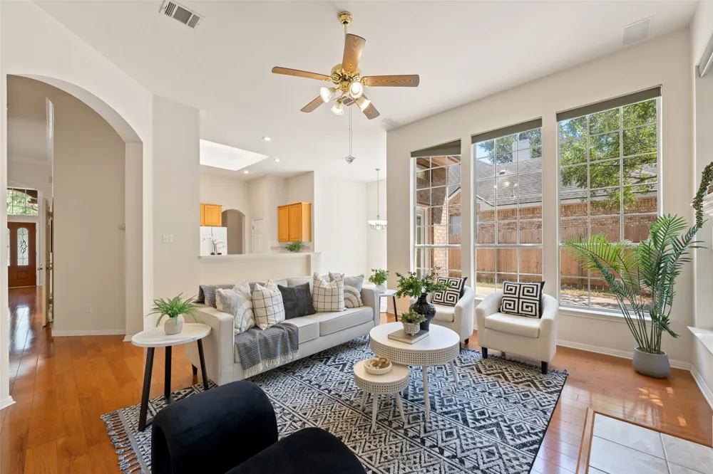 5721 Trelawney Lane Austin, TX 78739