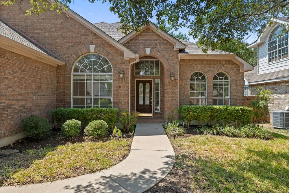 5721 Trelawney Lane Austin, TX 78739