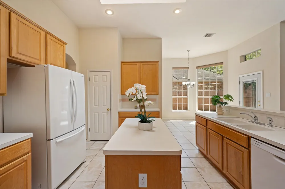 5721 Trelawney Lane Austin, TX 78739