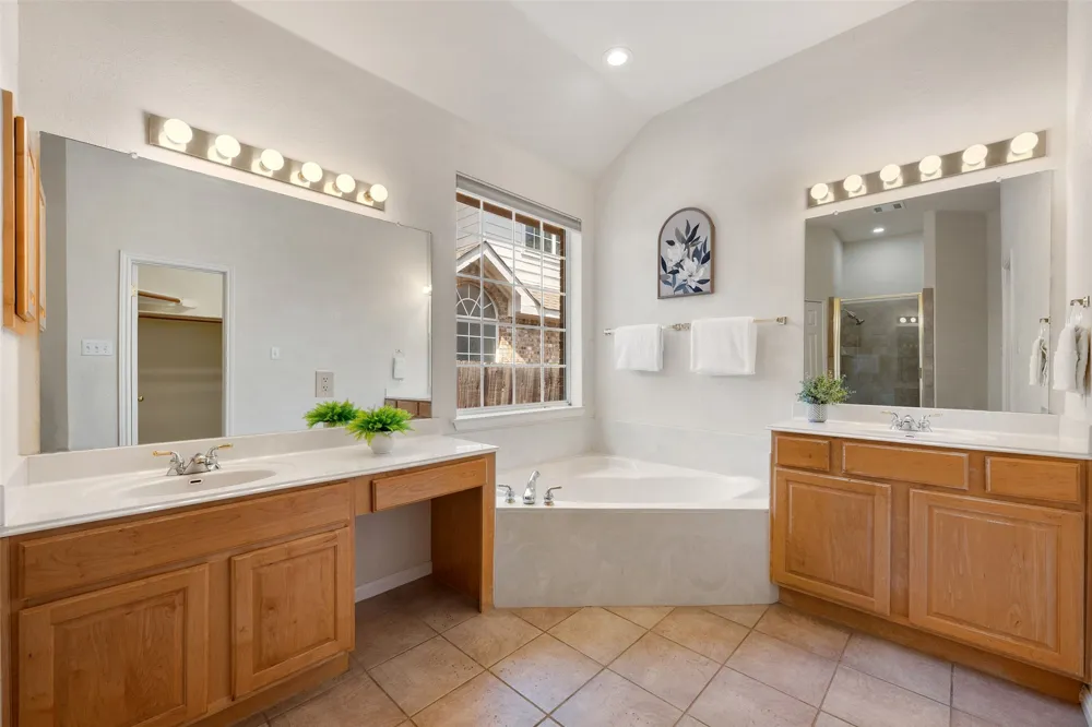 5721 Trelawney Lane Austin, TX 78739