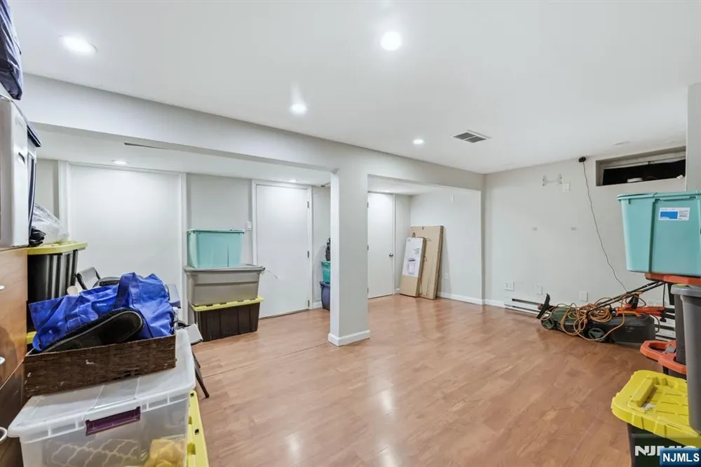 95 Cedar Avenue Hackensack, NJ 07601