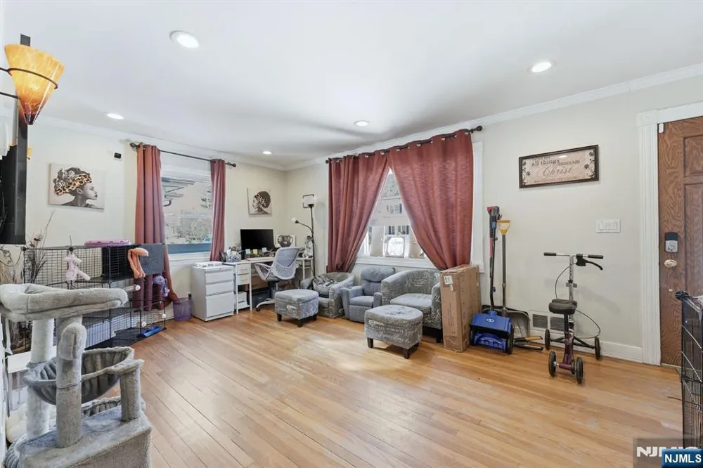 95 Cedar Avenue Hackensack, NJ 07601