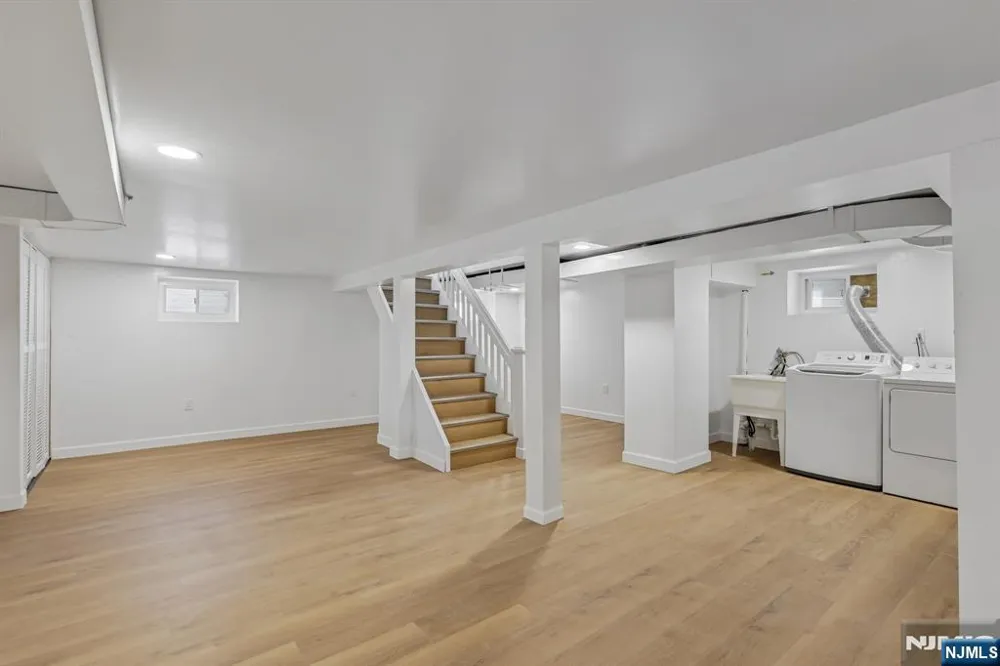75 Emerson Street Clifton, NJ 07013