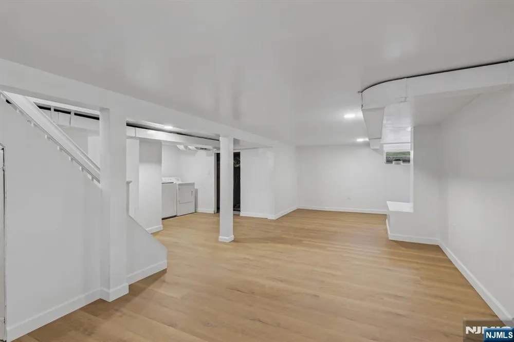 75 Emerson Street Clifton, NJ 07013