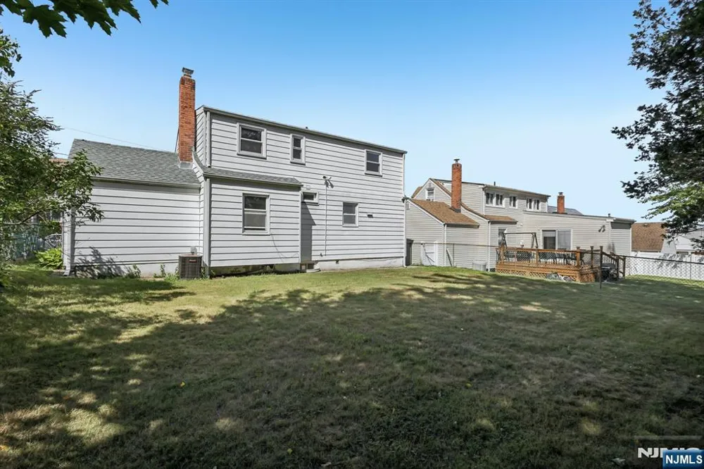 75 Emerson Street Clifton, NJ 07013