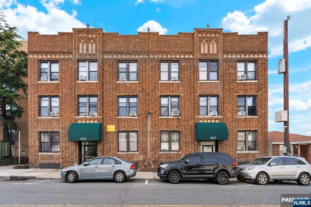 9017 Bergenwood Avenue 2 North Bergen, NJ 07047