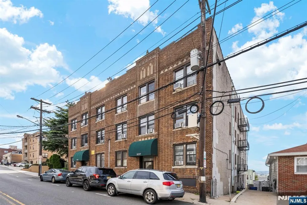 9017 Bergenwood Avenue 2 North Bergen, NJ 07047
