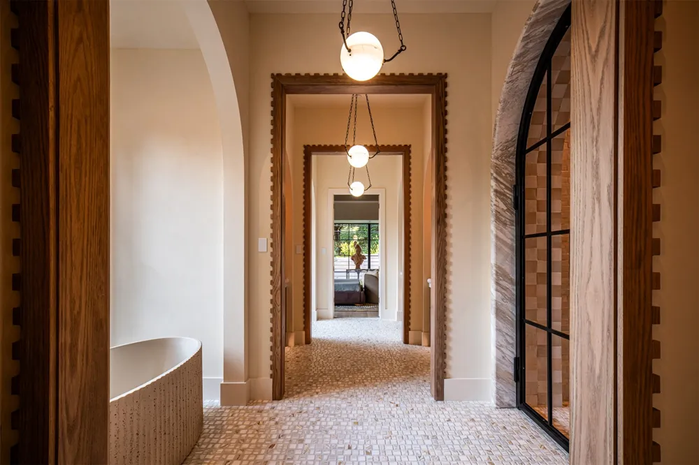 6815 Royal Crest Drive Dallas, TX 75230