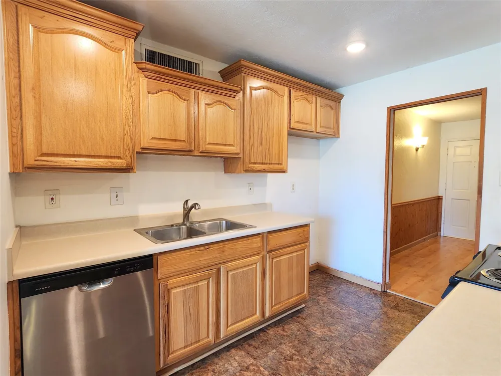 5400 Ragan Drive The Colony, TX 75056