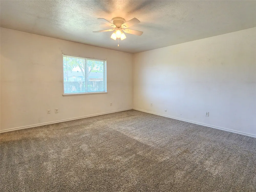 5400 Ragan Drive The Colony, TX 75056