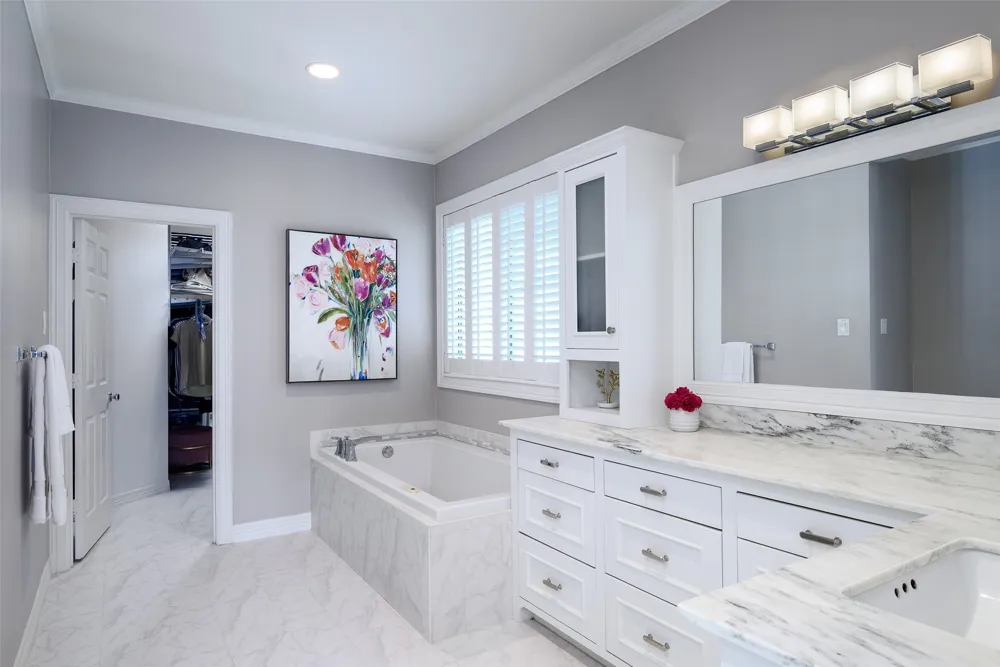 6522 Meadow Dallas, TX 75230