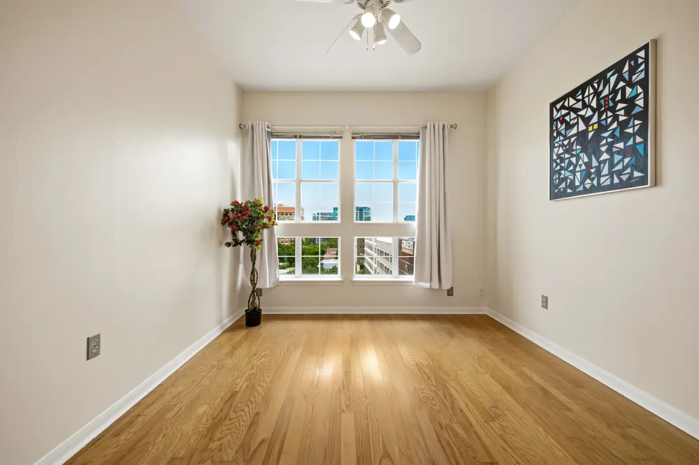 3225 Turtle Creek Boulevard #810 Dallas, TX 75219