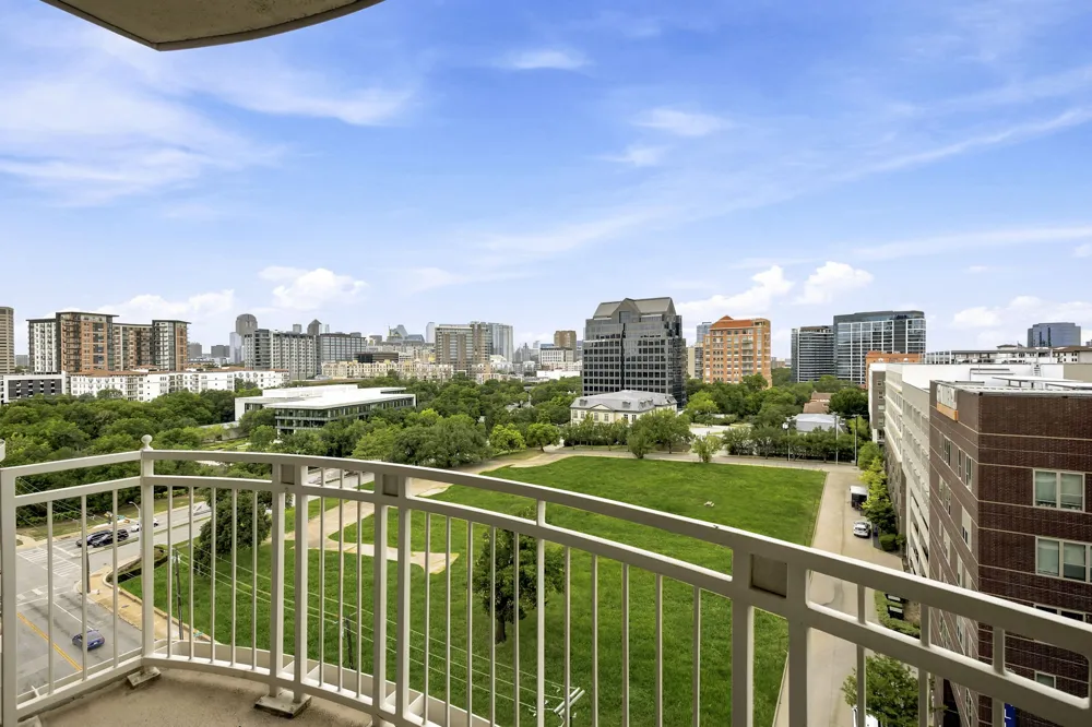 3225 Turtle Creek Boulevard #810 Dallas, TX 75219