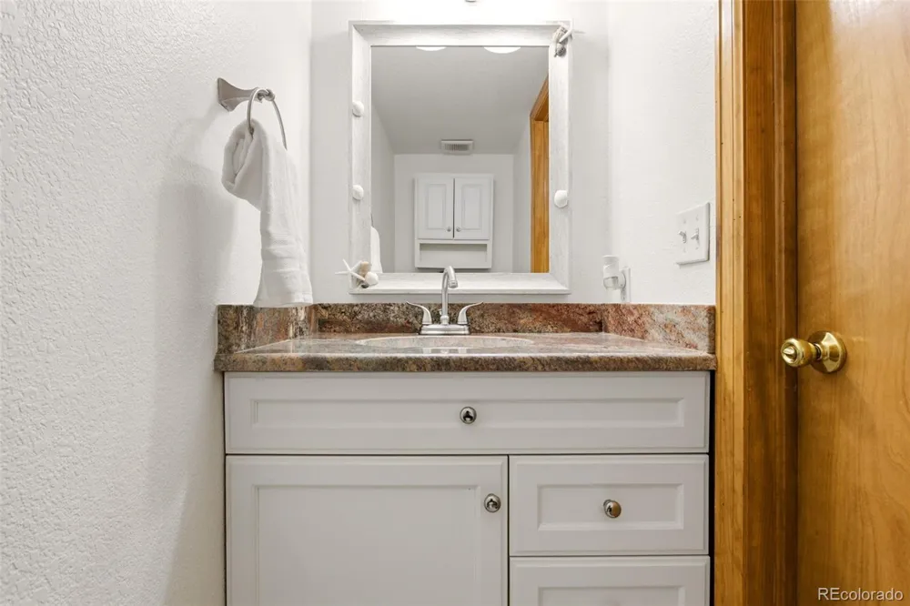 19781 E Vassar Avenue Aurora, CO 80013