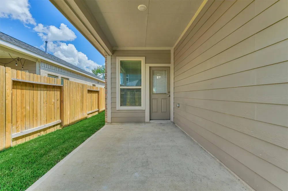27087 Grey Fox Run Magnolia, TX 77354