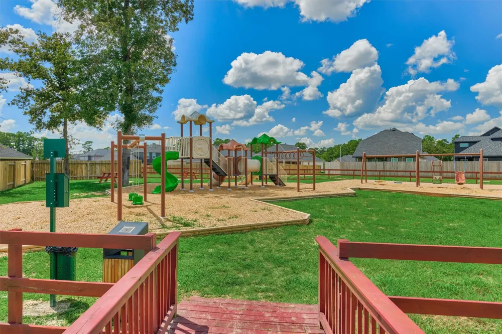 27087 Grey Fox Run Magnolia, TX 77354