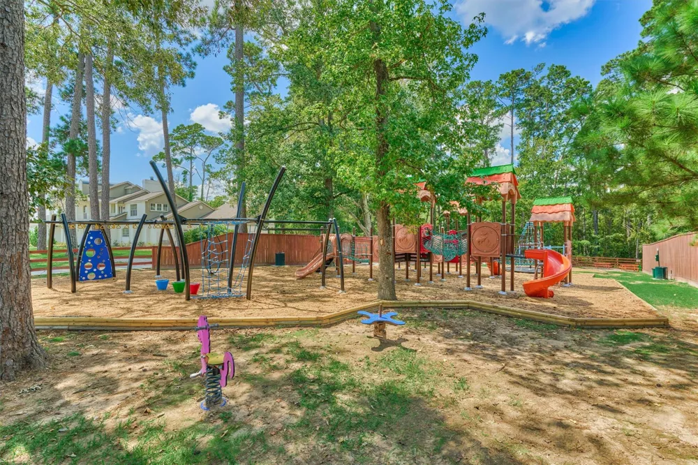 27087 Grey Fox Run Magnolia, TX 77354