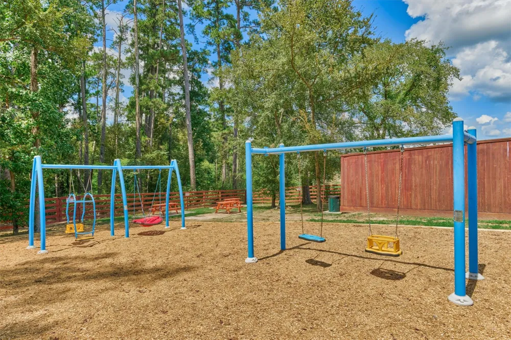 27087 Grey Fox Run Magnolia, TX 77354