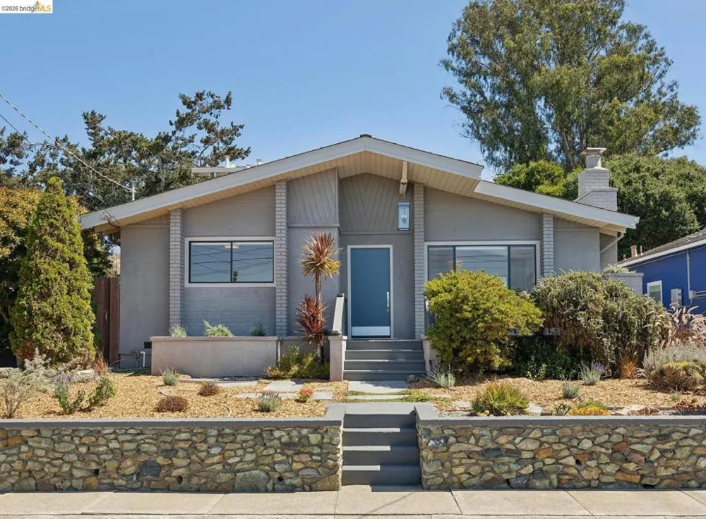 1879 Tulare Ave Richmond, CA 94805