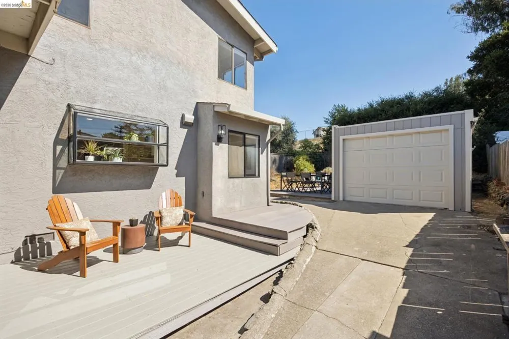 1879 Tulare Ave Richmond, CA 94805