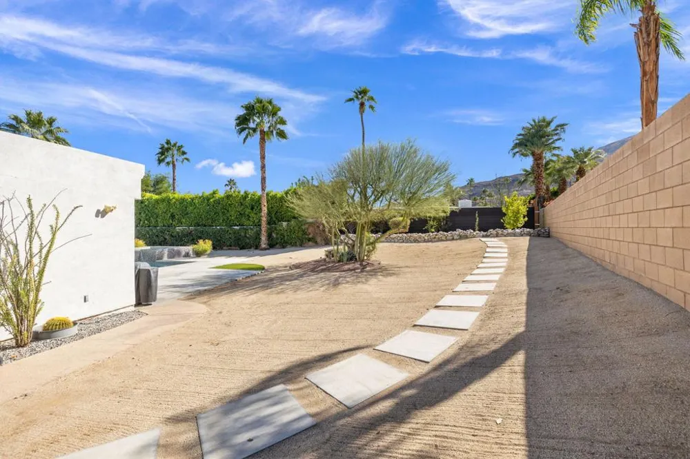 42694 E Veldt Street Rancho Mirage, CA 92270