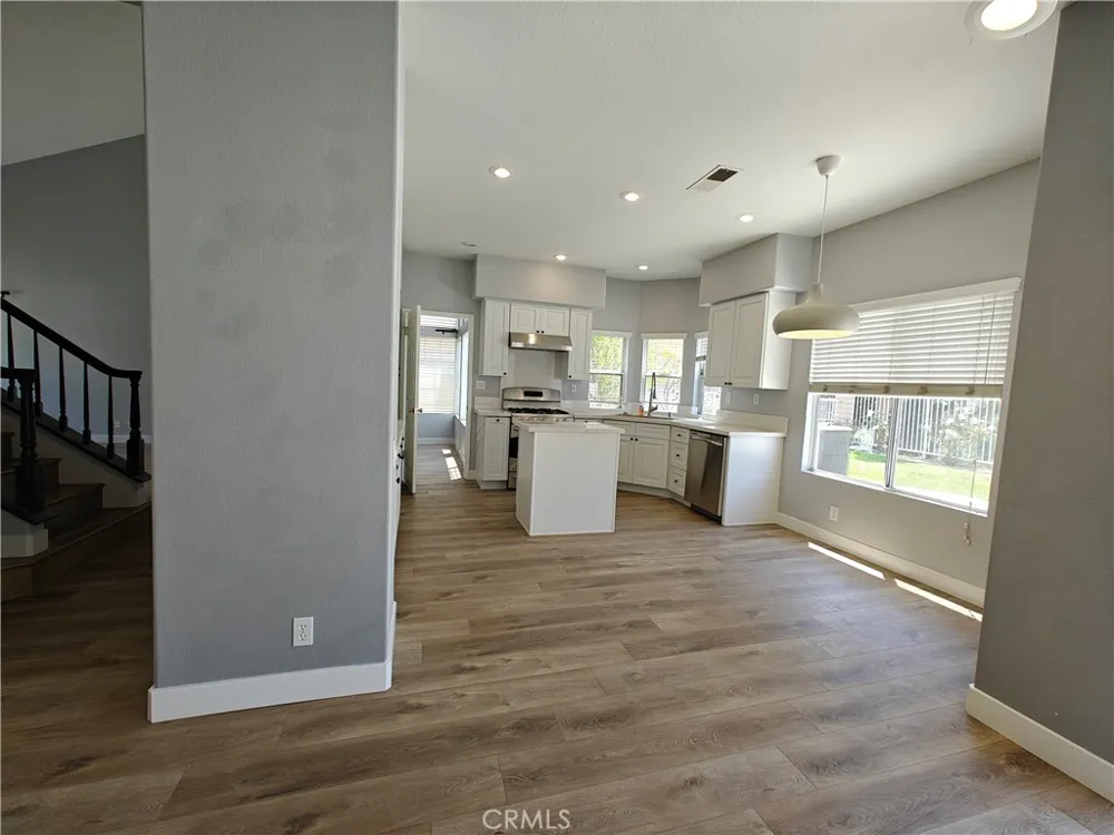8604 E Windsong Drive Anaheim Hills, CA 92808