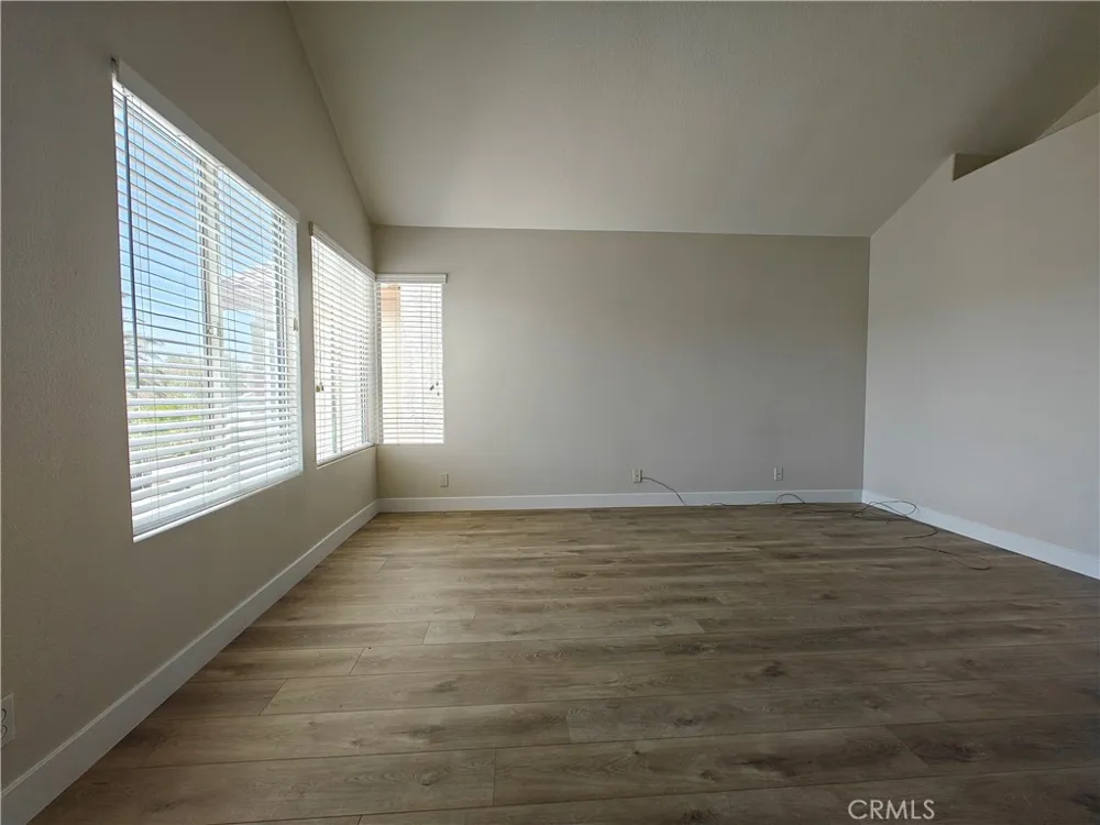 8604 E Windsong Drive Anaheim Hills, CA 92808