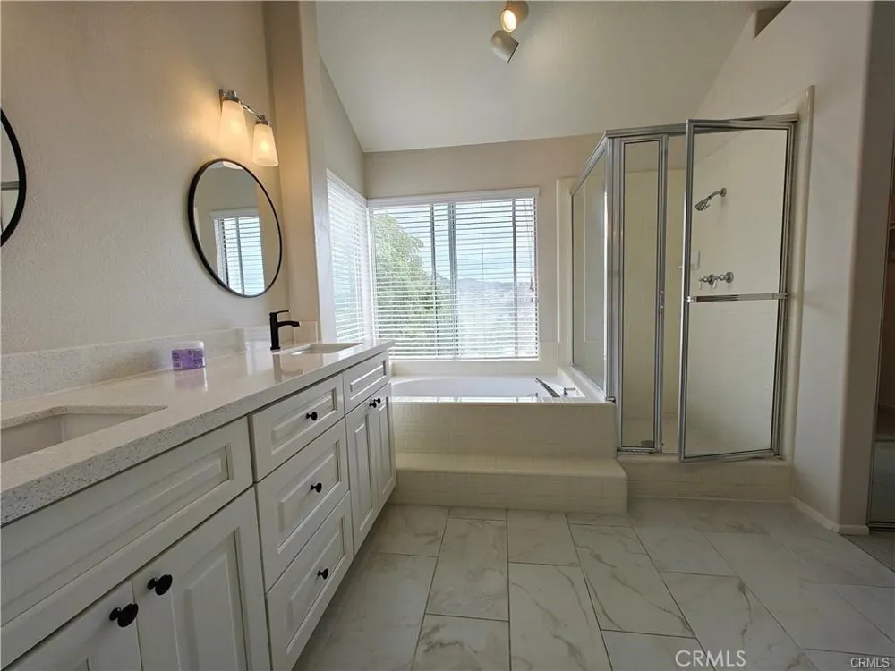 8604 E Windsong Drive Anaheim Hills, CA 92808