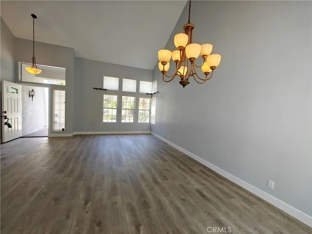 8604 E Windsong Drive Anaheim Hills, CA 92808