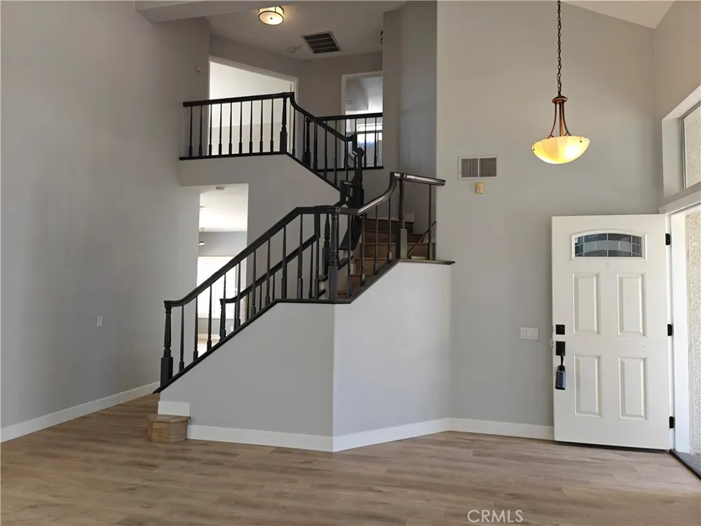 8604 E Windsong Drive Anaheim Hills, CA 92808