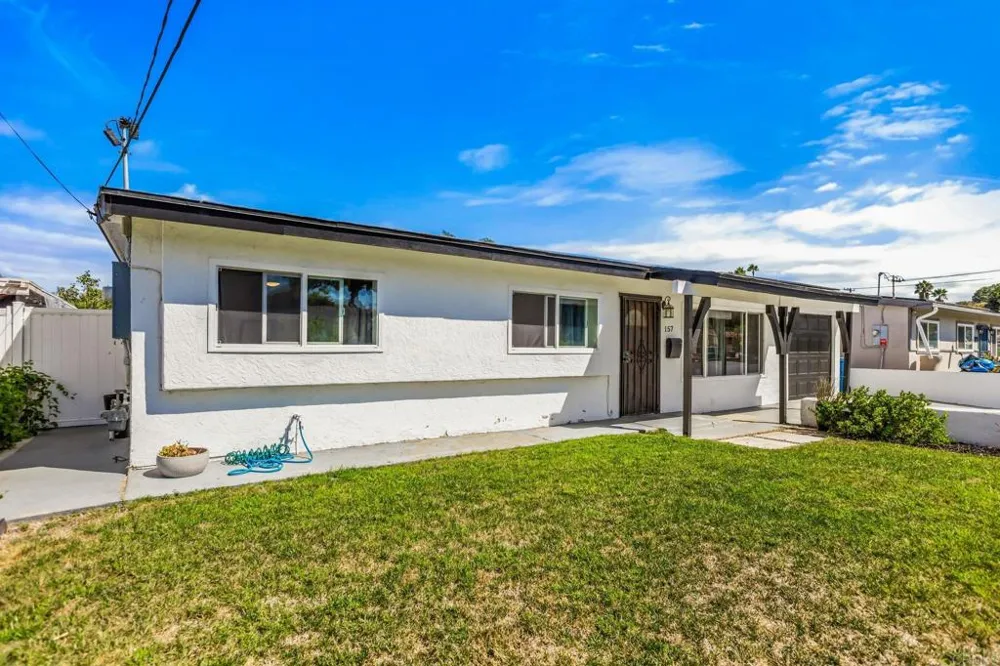 157 E Oneida Street Chula Vista, CA 91911