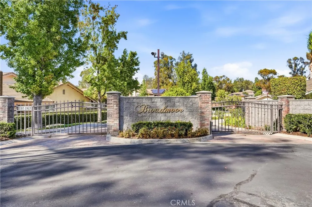 7806 E Appaloosa Orange, CA 92869