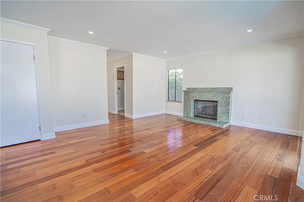 13179 View Mesa Street Moorpark, CA 93021