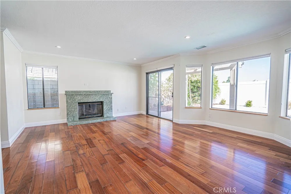13179 View Mesa Street Moorpark, CA 93021
