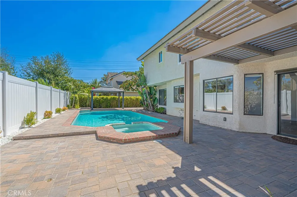 13179 View Mesa Street Moorpark, CA 93021