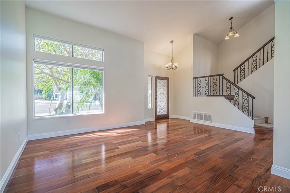 13179 View Mesa Street Moorpark, CA 93021