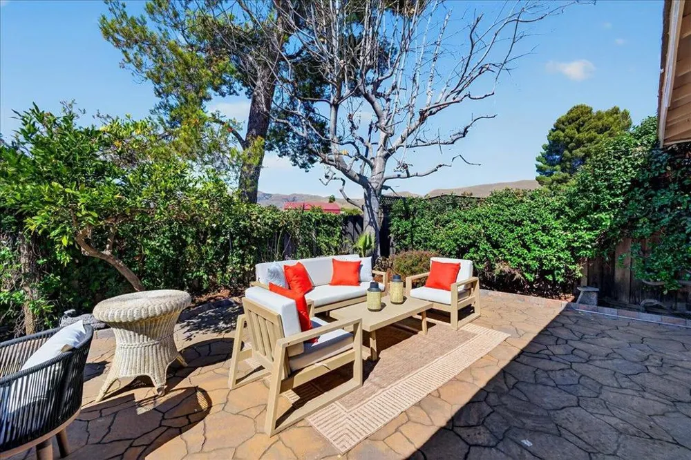 1735 Tahoe Drive Milpitas, CA 95035