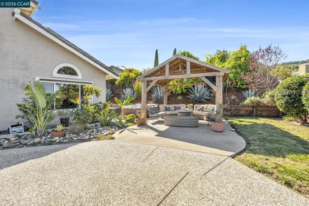 5405 Glenwood Ct El Sobrante, CA 94803